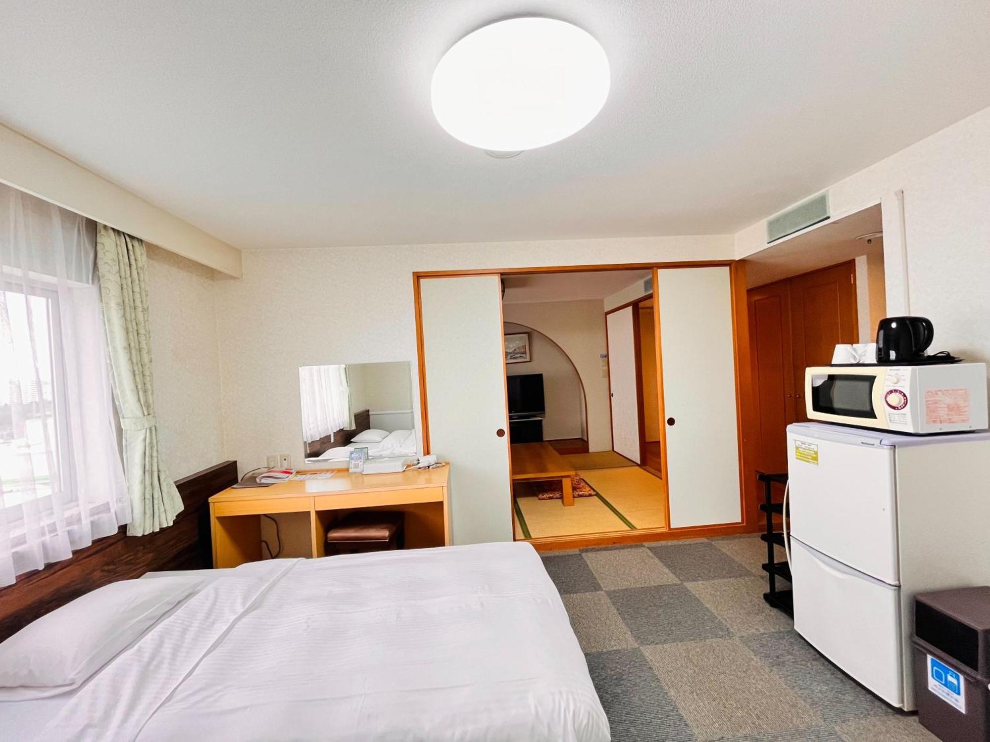 Hotel Orox Naha Buitenkant foto